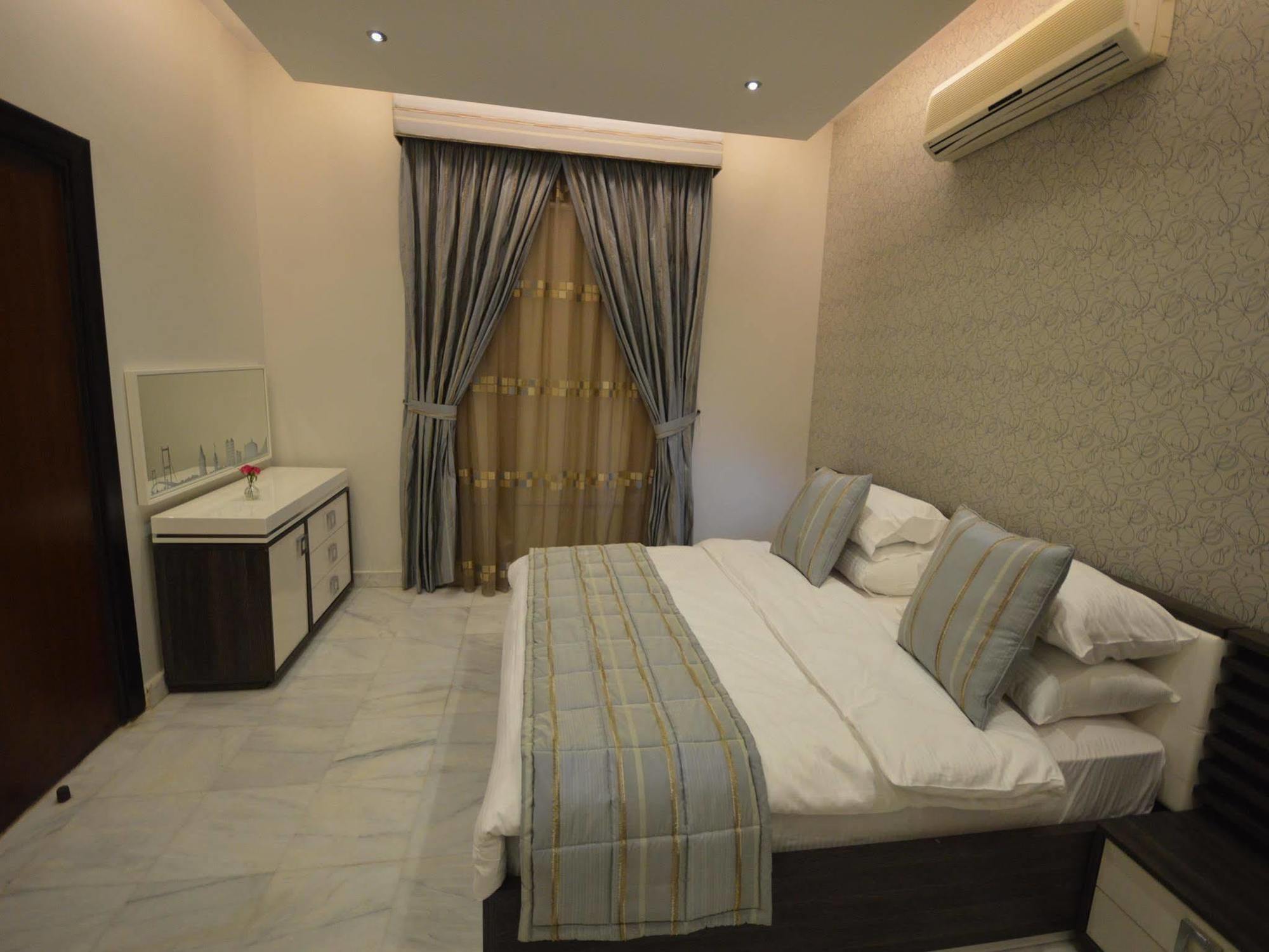 رحال البحر للشقق المخدومة Rahhal Albahr Serviced Apartments Джедда Экстерьер фото